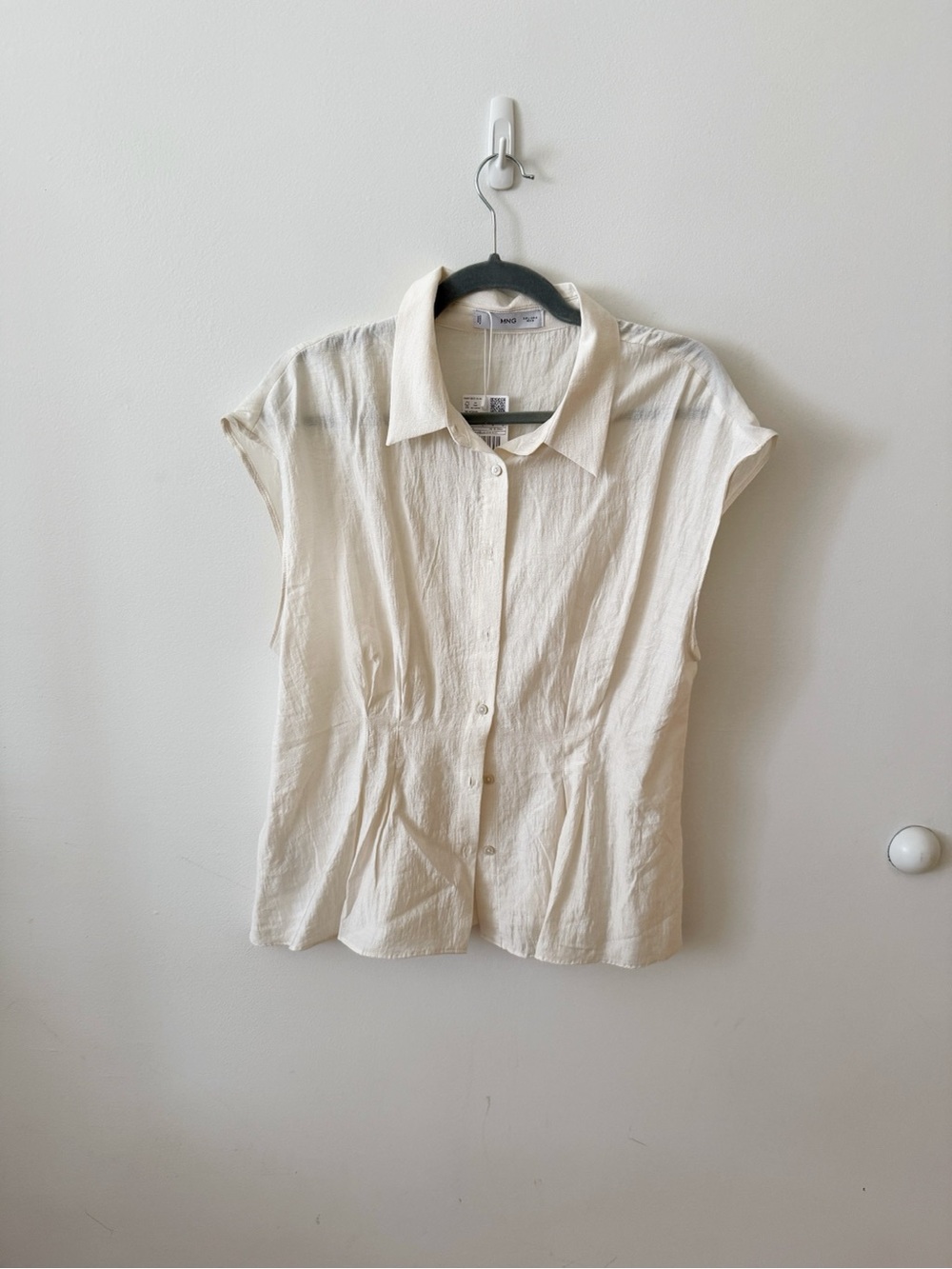 Mango Cream Short-Sleeve Button Down Shirt